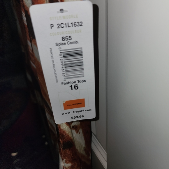 Designer Top - Picture 3 of 3